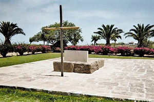 Μαρτινέγκο - τάφος Καζαντζάκη