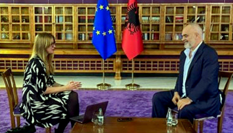 Στη συνέντευξή του στο Euractiv και την Alice Taylor, ο Εντι Ράμα