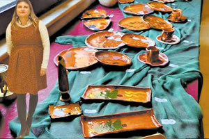 έκθεση κεραμικών έργων της ιατρού-νευρολόγου κας Ιωάννας Αμερίδου με τίτλο ''Χρώμα και Πηλός για τη νόσο Alzheimer"