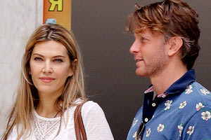 Η ευρωβουλευτής Εύα Καϊλή και ο σύντροφός της Φραντσέσκο Τζόρτζι.