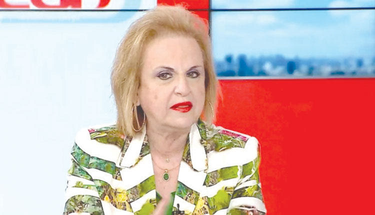 ματινα παγωνη