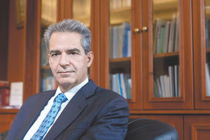 Δεν βλέπει επεισόδιο εσκεμμένα από την Τουρκία ο υφυπουργός Παιδείας κ. Α. Συρίγος, που βέβαια είναι πιο ειδικός στα εθνικά θέματα!