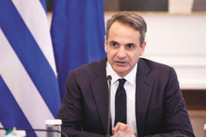 Τα σενάρια για εκλογές τον Απρίλιο επιβεβαιώνει σχεδόν καθημερινά ο πρωθυ- πουργός