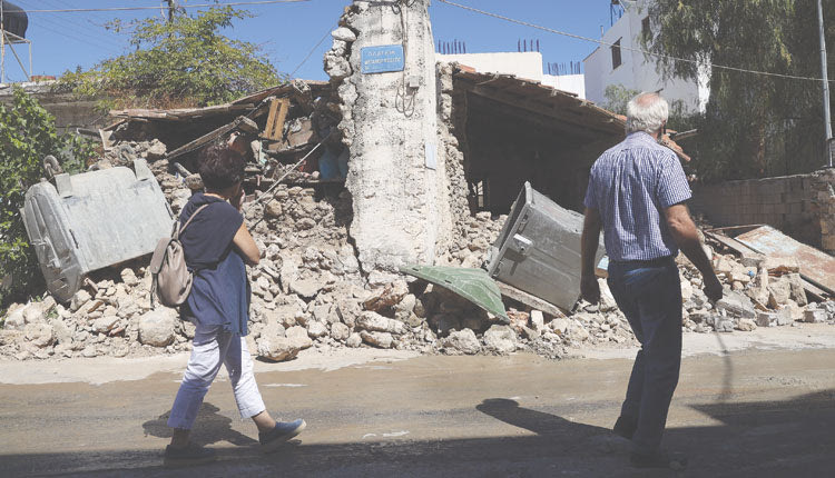 ΓΙΑ ΤΟΥΣ ΣΕΙΣΜΟΠΛΗΚΤΟΥΣ ΤΟΥ ΔΗΜΟΥ ΜΙΝΩΑ: Τα ιδιοκτησιακά προβλήματα τροχοπέδη στις αποζημιώσεις