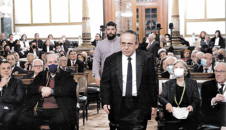 Εκ μέρους του Μ. Μαραγκάκη το βραβείο παρέλαβε  ο γιος του Γεώργιος- Μιλτιάδης Μαραγκάκης