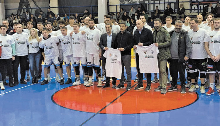  Δυνατό σύνθημα υγείας 		στο «Λίντο»