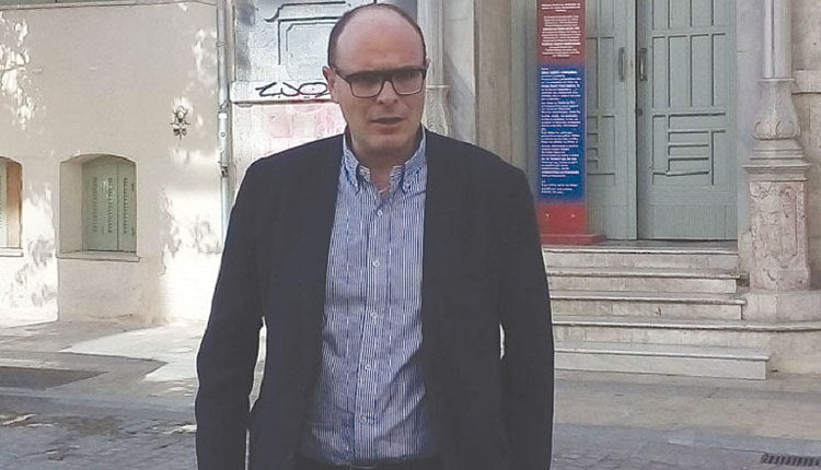 "Η οικογένεια εμπιστεύεται πλήρως την ποινική Δικαιοσύνη και πιστεύει  ακράδαντα ότι,  παρά τη μέχρι σήμερα  ταλαιπωρία της, στο  τέλος θα δικαιωθεί" δήλωσε ο δικηγόρος της οικογένειας  Παρασκάκη,  κ. Γιώργος Κοκοσάλης