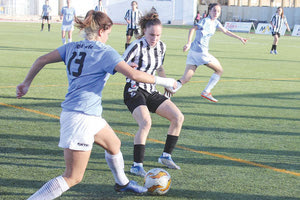 Ποδόσφαιρο: Οι προβολείς στην Σοχώρα για τις Γυναίκες