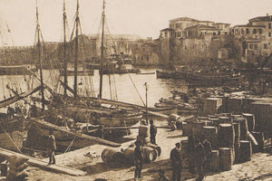 ΦΩΤΟΗΜΕΡΑΣ: Η φωτογραφία της ημέρας: Το λιμάνι του Ηρακλείου το 1919, φωτογραφημένο από τον Frederic Boissomas.