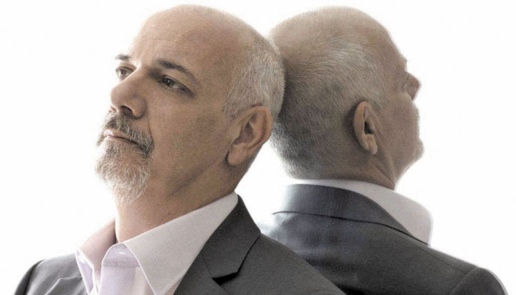 Ο ΓΙΩΡΓΟΣ ΚΙΜΟΥΛΗΣ ΜΙΛΑ ΣΤΗΝ «Π» ΜΕ ΑΦΟΡΜΗ ΤΟ ΕΡΓΟ «Η ΣΥΝΑΝΤΗΣΗ» ΠΟΥ ΠΑΡΟΥΣΙΑΖΕΤΑΙ ΣΤΟ ΗΡΑΚΛΕΙΟ 