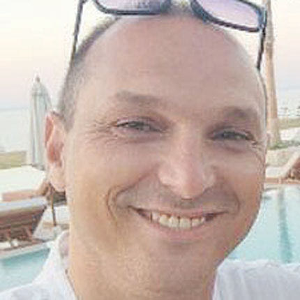 Σοκαριστήκαμε όλοι χθες το πρωί πληροφορούμενοι τα άσχημα μαντάτα για τον Γιάννη Χαμαλάκη.