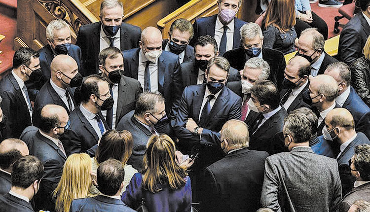 Συνεχίζει ως τις κάλπες η κυβέρνηση