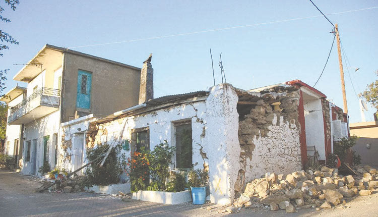 Ενώνουν τις φωνές τους για τις σεισμόπληκτες περιοχές πέντε βουλευτές
