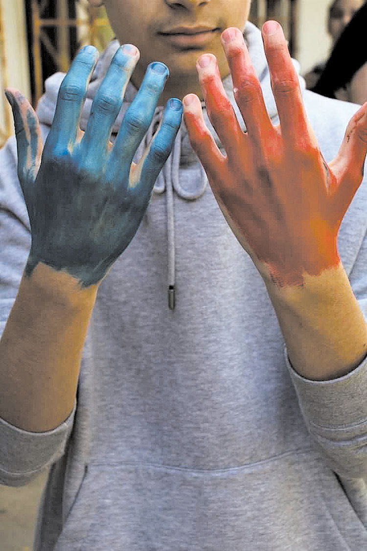 ΑΠΟ ΤΟ ΚΑΛΛΙΤΕΧΝΙΚΟ: Διαμαρτυρία με πολλή τέχνη!