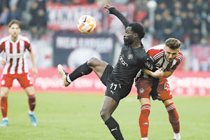 Ο Ντίκο με τον Ρέαμπτσιουκ χθες στο Καραϊσκάκη