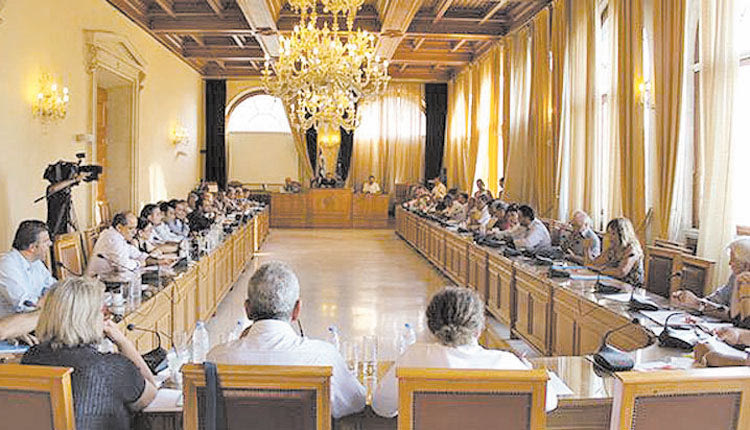 Για μία ακόμα φορά έρχονται σήμερα στο Δημοτικό Συμβούλιο τα ζητήματα κοπών δέντρων,