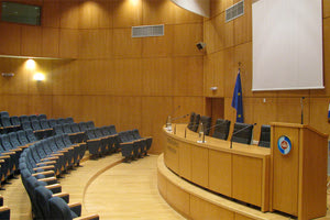 στην αίθουσα Καστελλάκη του ΕΒΕΗ