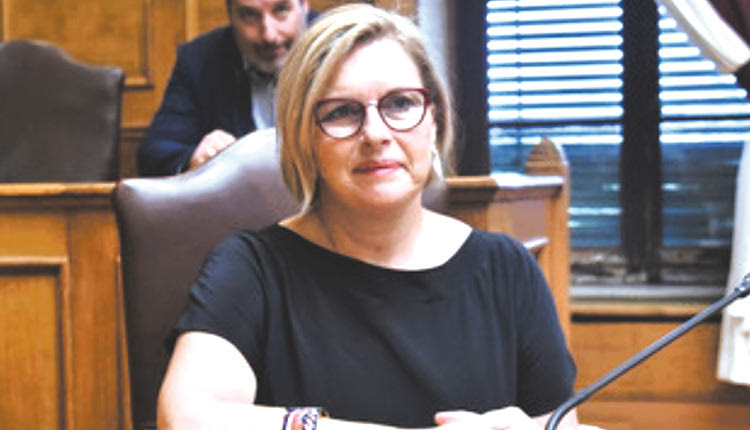 αναπληρώτρια υπουργός Υγείας, Μίνα Γκάγκα