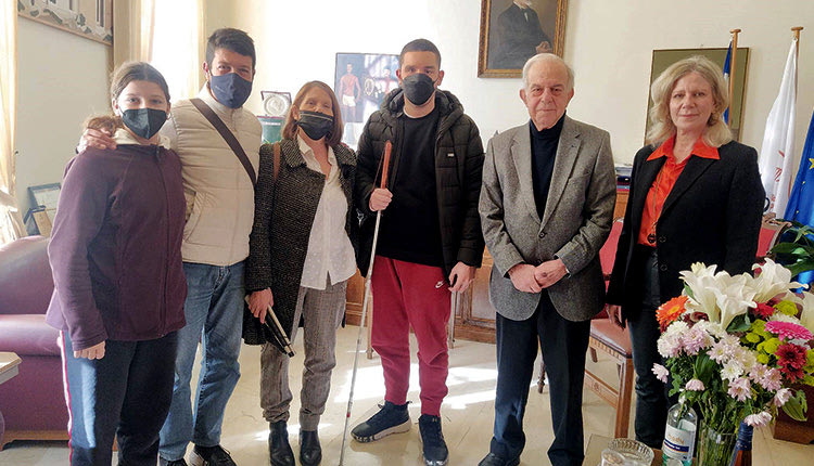 Συνάντηση δημάρχου με την Ένωση Τυφλών Κρήτης