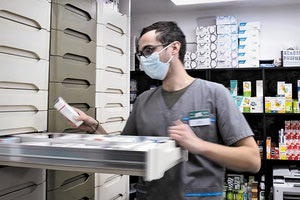 φαρμακοποιός