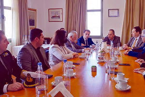 Τα γραφεία του Οργανισμού Λιμένος Ηρακλείου επισκέφθηκε προχθές ο υπουργός Ναυτιλίας και Νησιωτικής Πολιτικής κ. Γιάννης Πλακιωτάκης