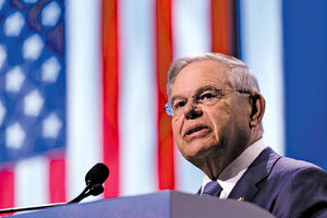 ο πρόεδρος της Επιτροπής Εξωτερικών Σχέσεων της Αμερικανικής Γερουσίας Ρόμπερτ Μενέντεζ