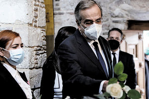 Θα παραστεί στην κηδεία του Κωνσταντίνου ο Αντώνης Σαμαράς