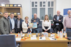 Ο Νίκος Μανουσάκης ο τυχερός της πρωτοχρονιάτικης βασιλόπιτας του Περιφερειακού Συμβουλίου Κρήτης