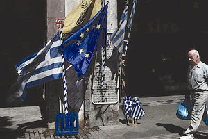 Φτωχός συγγενής της Ευρωζώνης η Ελλάδα