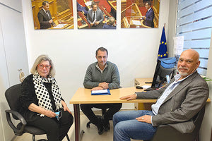 ΚΑΚΟΠΟΙΗΣΗ ΑΝΗΛΙΚΩΝ: Μάξιμος Σενετάκης στην πρόεδρο της ENCLAVE κα Μαίρη Παχιαδάκη