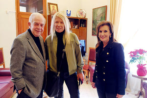 H Μπικώφ στη Λότζια με τον δήμαρχο Βασίλη Λαμπρινό και την Ρένα Παπαδάκη