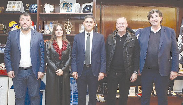 Συνάντηση με τον υφυπουργό Αθλητισμού Λευτέρη Αυγενάκη είχε αντιπροσωπεία της SL1 και SL2, της Basket League και της Volley League.