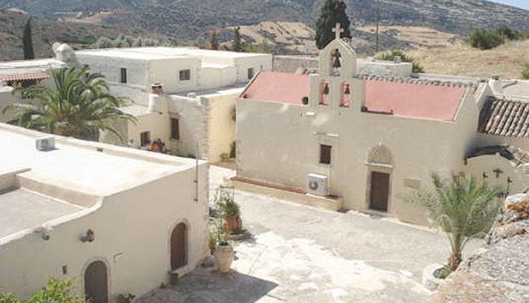ΜΟΝΗ ΟΔΗΓΗΤΡΙΑΣ