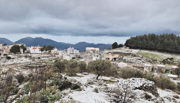 Ο χιονιάς έφτασε στα Ανώγεια