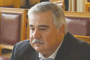 Γιώργος Καραντινός