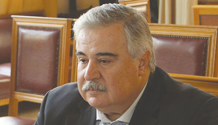 Γιώργος Καραντινός