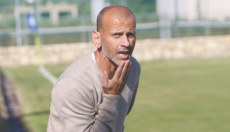 Ο Αλέξης Κούγιας απομάκρυνε τον Κώστα Κιάσσο από τον πάγκο της Κορίνθου έπειτα από το εκτός έδρας 0-0 με τον ΠΑΣ Κύψελο