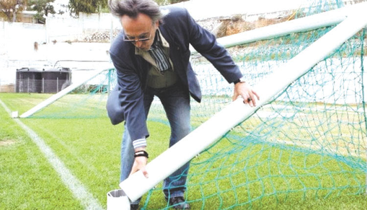 Τα κομμένα δοκάρια στο Ηλιούπολη-Διαγόρας  7/5/2008: Η Ηλιούπολη φιλοξενούσε τον Διαγόρα για τον 1ο όμιλο της Γ' Εθνικής.