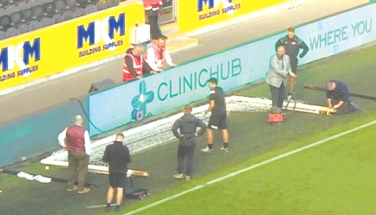 16/10/2022: Το Χαλ - Μπέρμιγχαμ ξεκίνησε με καθυστέρηση επειδή η μία εστία ήταν μεγαλύτερη.