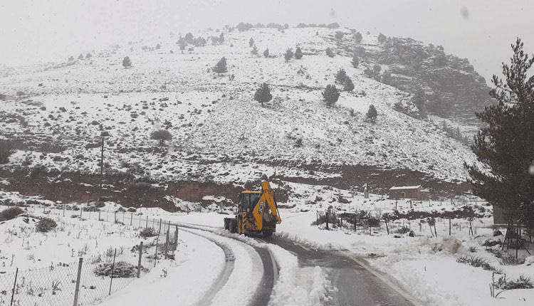 Ανοικτοί και οι περιφερειακοί δρόμοι στα ορεινά του νομού 