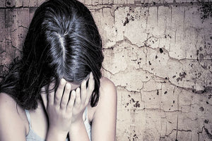 ΚΑΚΟΠΟΙΗΣΗ ΕΝΔΟΟΙΚΟΓΕΝΕΙΑΚΗ ΒΙΑ