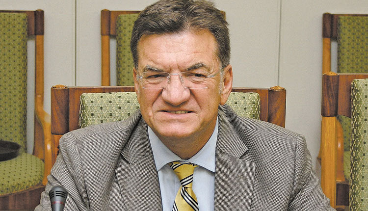 Μπορεί στη ΝΟΔΕ να μην κόβουν πίτα, αλλά στο τοπικό  ΠΑΣΟΚ φέρνουν το ιστορικό στέλεχος της παράταξης τον Πέτρο Ευθυμίου