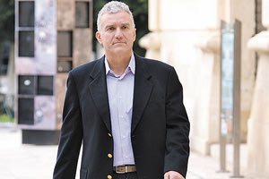 Συγκλονισμένοι όλοι από το θάνατο του Μανούσου Βολουδάκη.