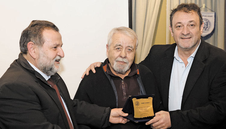 Τον Νίκο Παπαδάκη βράβευσαν οι κ.κ. Κεγκέρογλου, Βοργιάς  Ο κ. Μπαλτάκος τίμησε τον κ. Φασομυτάκη 