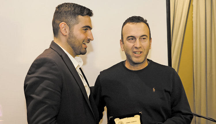 Ο κ. Σεβαστάκης τιμήθηκε από τον κ. Κεφαλογιάννη