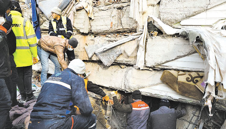 ΣΕΙΣΜΟΙ ΣΕ ΤΟΥΡΚΙΑ-ΣΥΡΙΑ Κανένας δεν μπορεί να υπολογίσει τον αριθμό των νεκρών