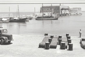 ΦΩΤΟΗΜΕΡΑΣ: Το λιμάνι του Ηρακλείου τη δεκαετία του ‘60.