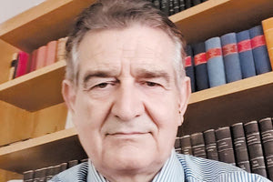 Το «τιμόνι» της Ελληνικής Καρδιολογικής Εταιρείας (ΕΚΕ) αναλαμβάνει ο  καθηγητής Καρδιολογίας και κοσμήτορας της Ιατρικής Σχολής του Πανεπιστημίου Κρήτης Γιώργος Κοχιαδάκης.