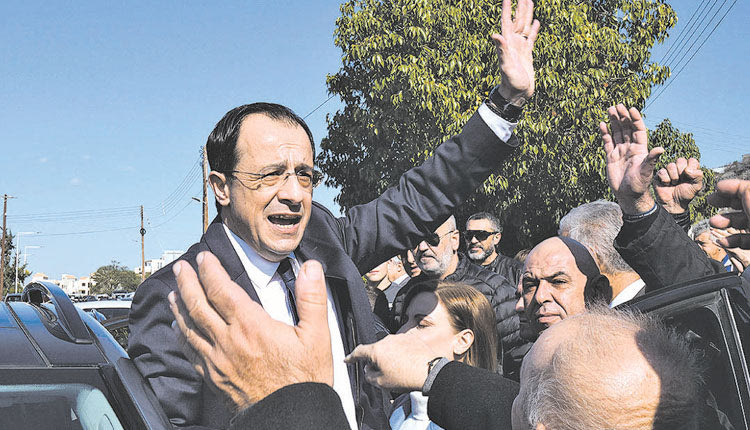 Νέος πρόεδρος της Κύπρου ο Ν. Χριστοδουλίδης