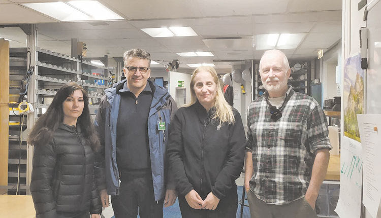 Από αριστερά οι Δρ. Π. Πολυμενάκου, Ντ. Μυλωνάς, Π. Νομικού και Tim Druitt 